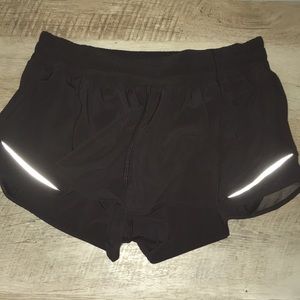 Black lululemon short shorts